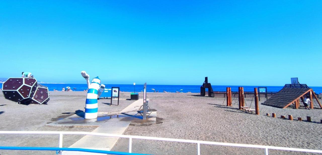 Loft Duplex Varela Beach - Alojamientos La Torre Torre Del Mar Kültér fotó
